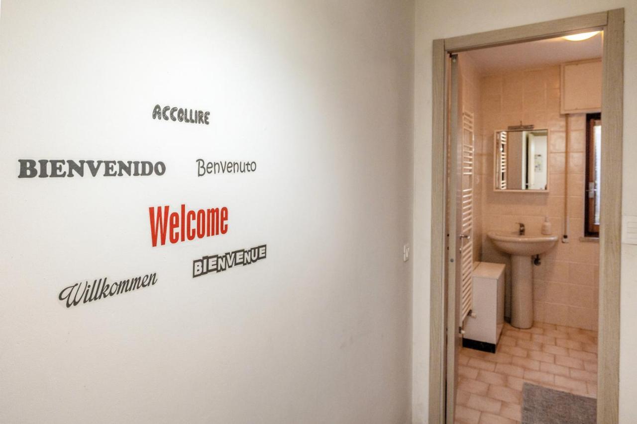 Casa Bell - Appartamento Con Parcheggio Privato E Bike Room 피날레리구레 외부 사진